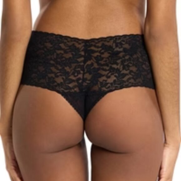 Retro Lace Thong - Picture 3 of 4